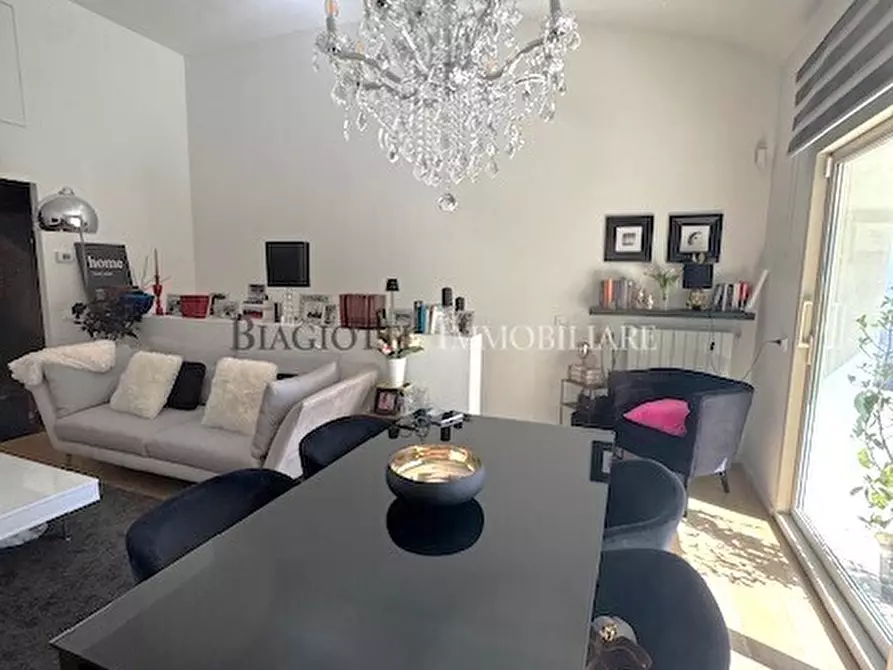 Immagine 3 di Appartamento in vendita  a Livorno