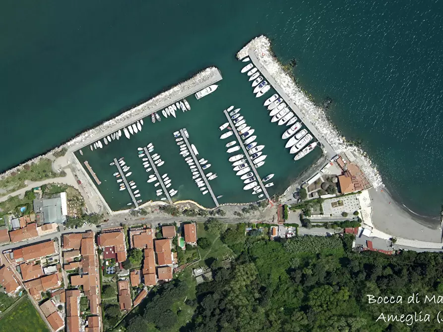 Immagine 24 di Appartamento in vendita  in Via C. A. Fabbricotti a Ameglia