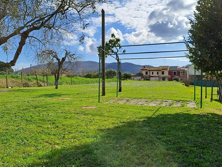 Immagine 29 di Casa indipendente in vendita  a Sarzana