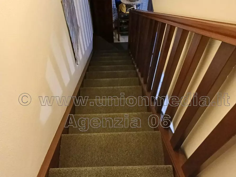 Immagine 21 di Appartamento in vendita  a Ortonovo