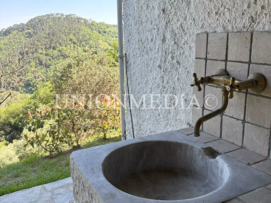 Immagine 32 di Villa in vendita  in Viale Vittorio Alfieri a Fosdinovo