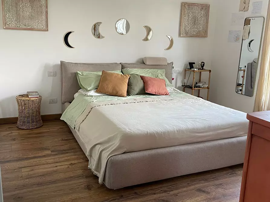 Immagine 14 di Villa in vendita  in via fratta a Sarzana