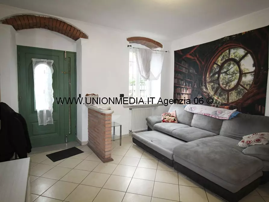 Immagine 1 di Casa semindipendente in vendita  a Arcola