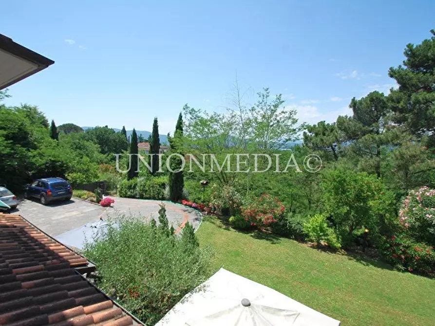 Immagine 12 di Villa in vendita  in Via cappuccini a Sarzana