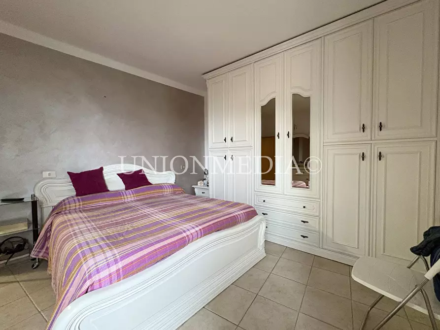 Immagine 15 di Appartamento in vendita  in Via Roma a Santo Stefano Di Magra