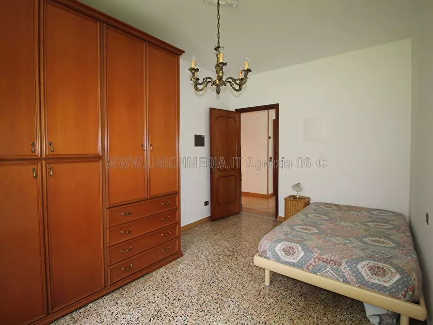 Immagine 20 di Casa indipendente in vendita  a Sarzana