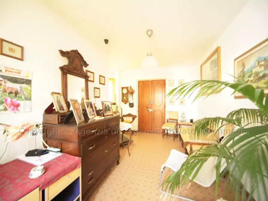 Immagine 8 di Casa bifamiliare in vendita  a Sarzana