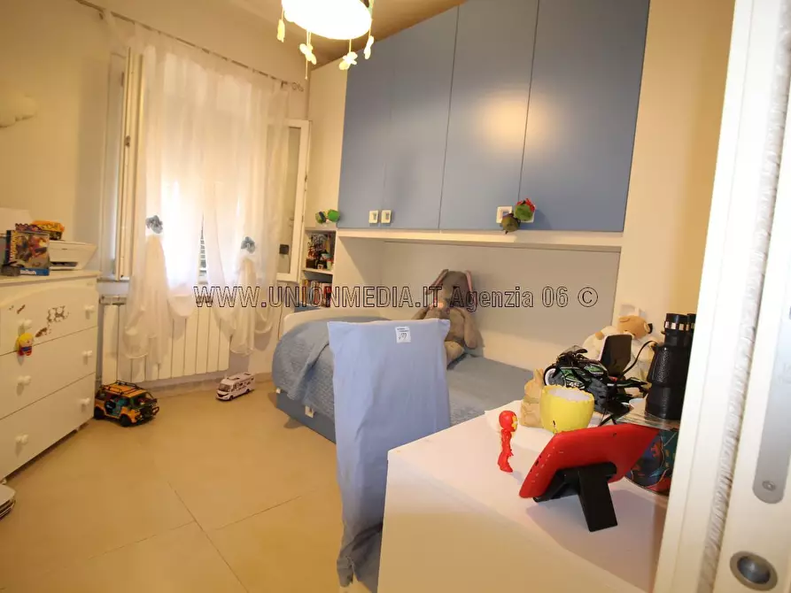 Immagine 8 di Appartamento in vendita  a Sarzana