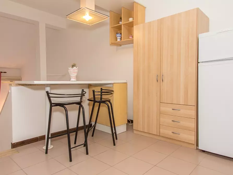 Immagine 6 di Appartamento in vendita  in via pisanello a Ameglia