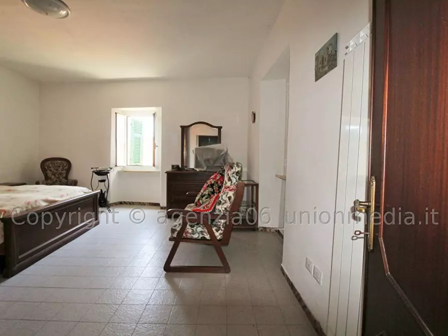 Immagine 11 di Appartamento in vendita  a Calice Al Cornoviglio