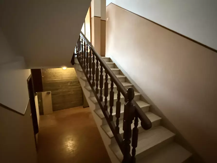Immagine 58 di Pentalocale in vendita  in Via Busca 115 a Santarcangelo Di Romagna