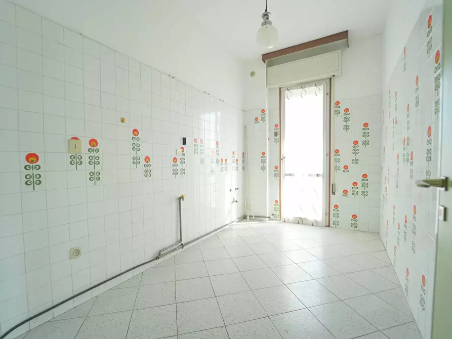 Immagine 7 di Quadrilocale in vendita  in Via Giovanni Ruffini 9 a Rimini