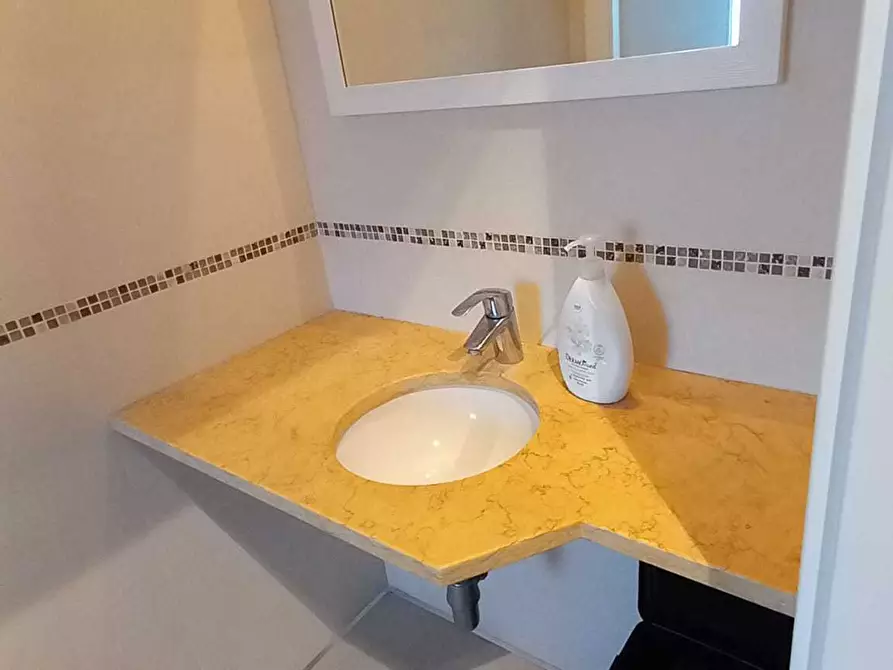 Immagine 13 di Bar / Ristorante in vendita  in Via Antonio Meucci 45 a Rimini