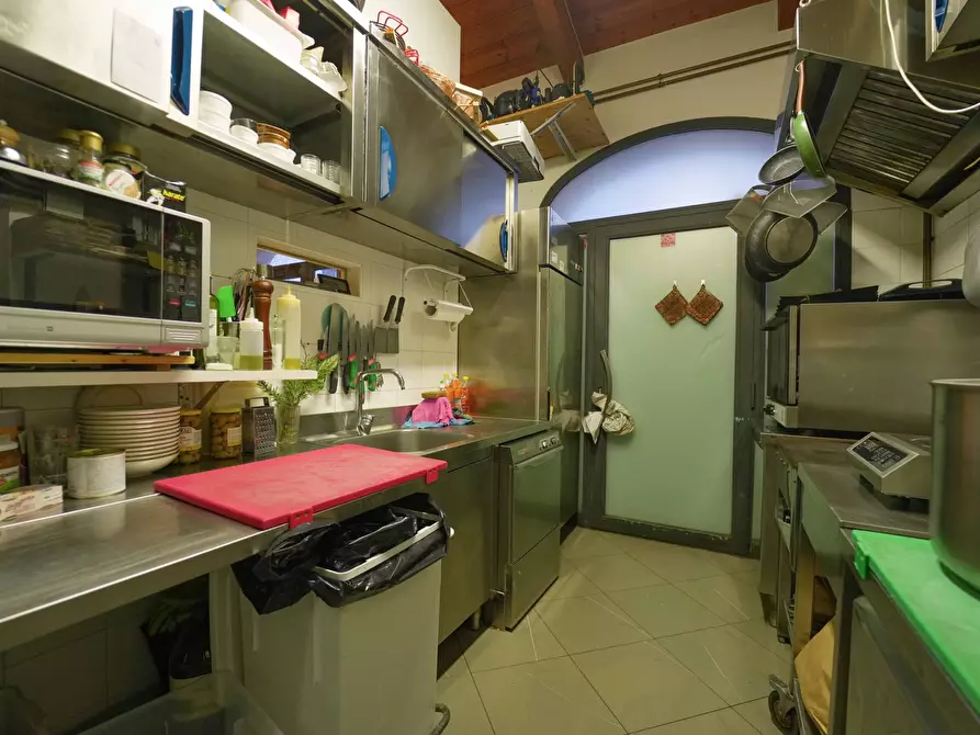 Immagine 30 di Bar / Ristorante in vendita  in Via Cesare Battisti 23 a Santarcangelo Di Romagna