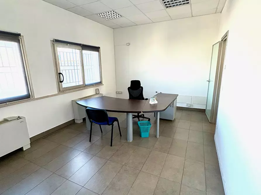 Immagine 9 di Ufficio in vendita  in Via Enrico Mattei 9 a Savignano Sul Rubicone