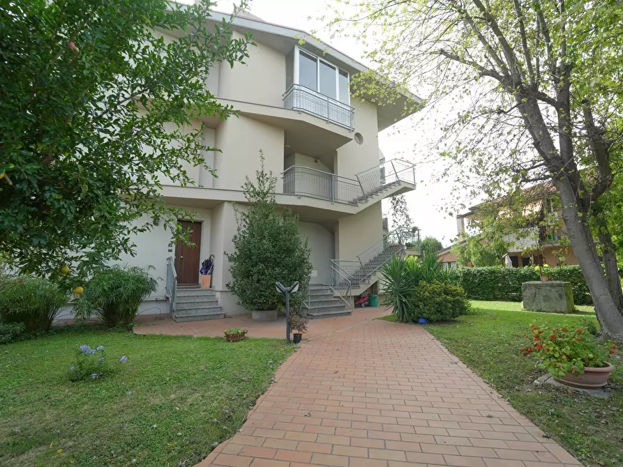 Immagine 30 di Quadrilocale in vendita  in Via Andrea Costa 133 a Santarcangelo Di Romagna