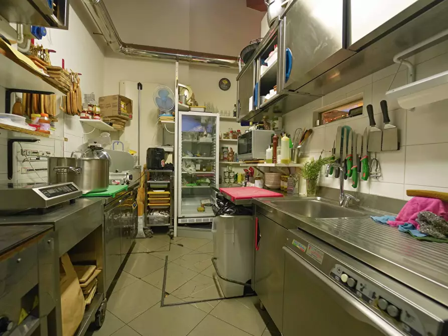 Immagine 31 di Bar / Ristorante in vendita  in Via Cesare Battisti 23 a Santarcangelo Di Romagna