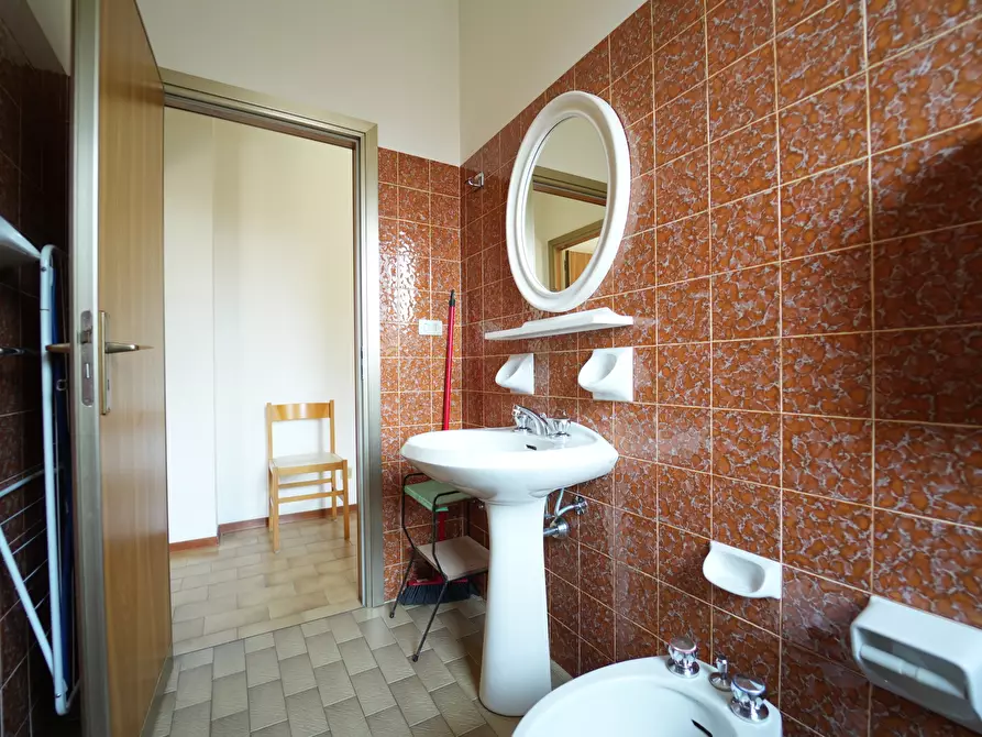 Immagine 6 di Bilocale in vendita  in Via C. Pisacane 38 a Cattolica