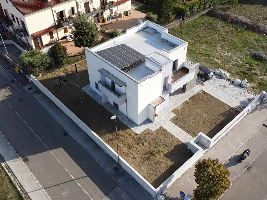 Immagine 41 di Villa in vendita  in Via Cantalupo 289 a Bertinoro