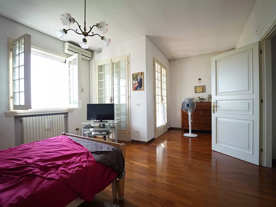 Immagine 14 di Villa in vendita  in Via delle Cave a Poggio Torriana