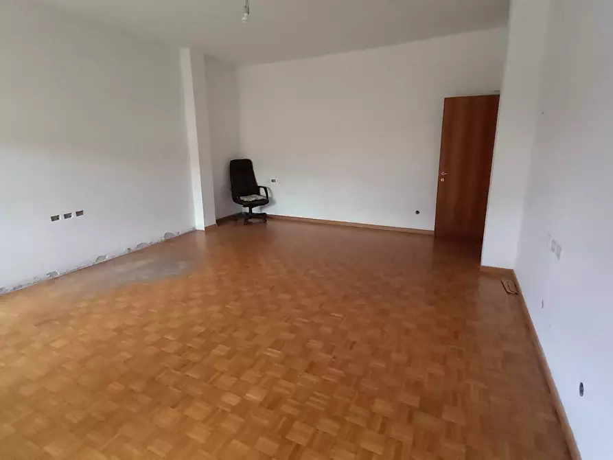 Immagine 8 di Quadrilocale in vendita  in Piazza Malatesta 21 a Rimini