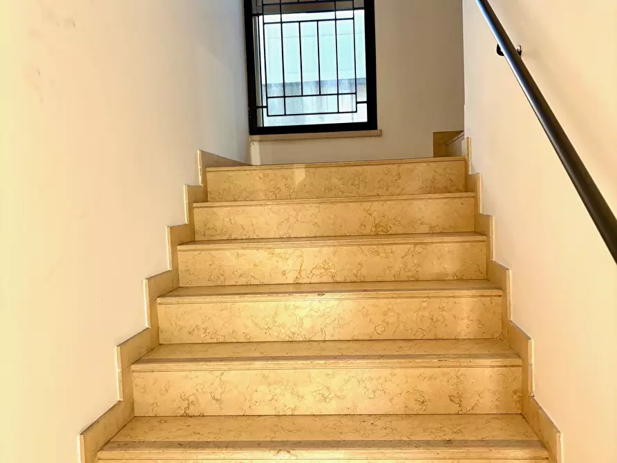 Immagine 4 di Ufficio in vendita  in Via Enrico Mattei 9 a Savignano Sul Rubicone