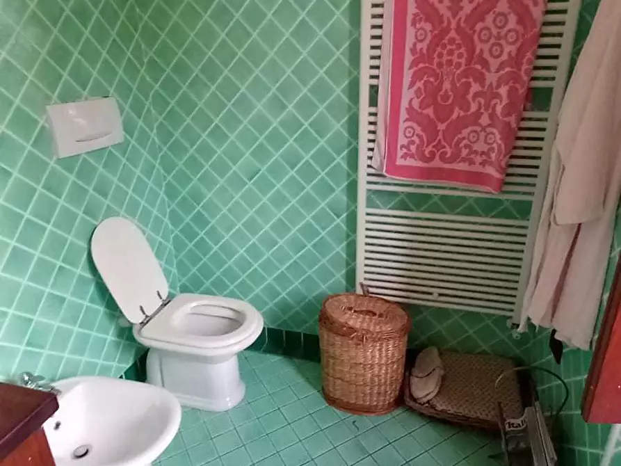 Immagine 42 di Quadrilocale in vendita  in Viale Angelo Battelli 24 a Novafeltria