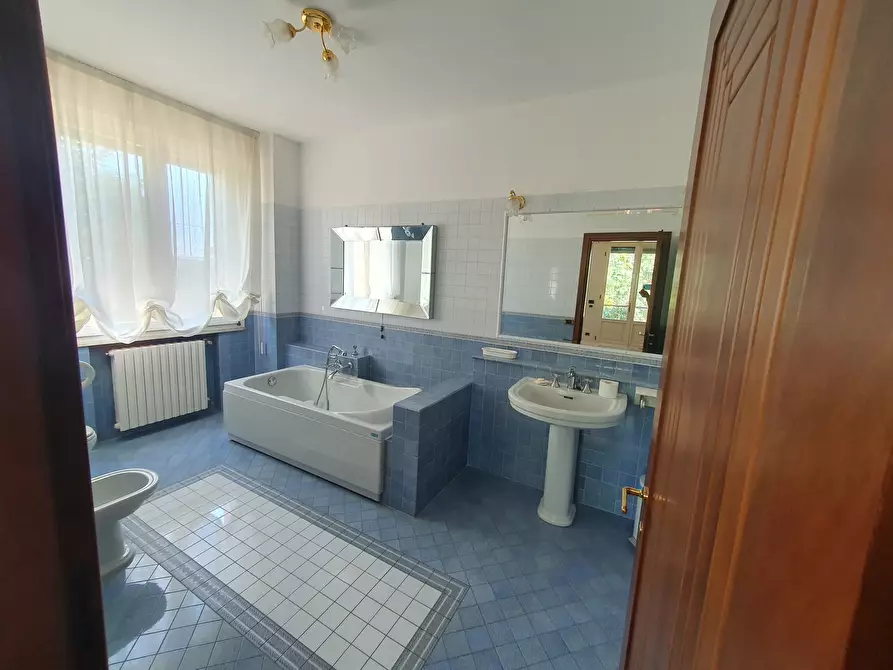 Immagine 25 di Villa in vendita  in dalla chiesa a Santarcangelo Di Romagna