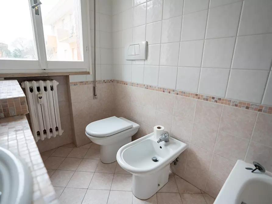 Immagine 34 di Trilocale in vendita  in Via Vega 51 a Rimini