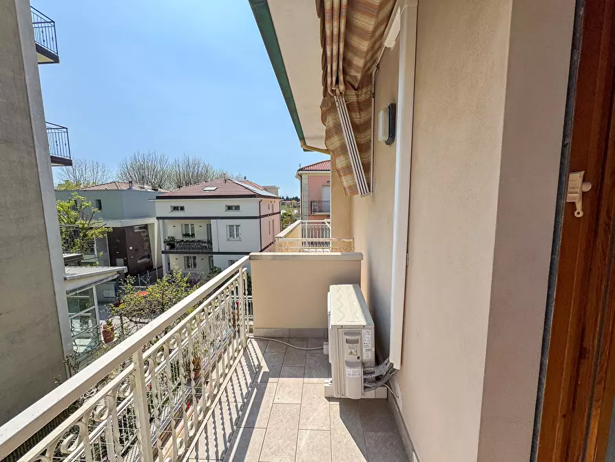 Immagine 26 di Trilocale in vendita  in Viale Piave 23 a Rimini