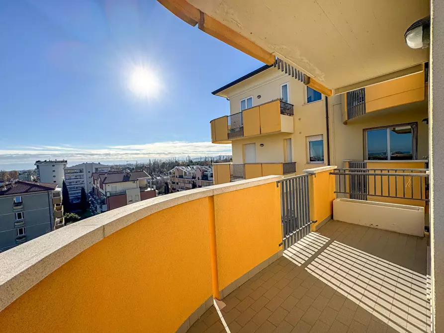 Immagine 25 di Trilocale in vendita  in Via Salvemini 28 a Rimini