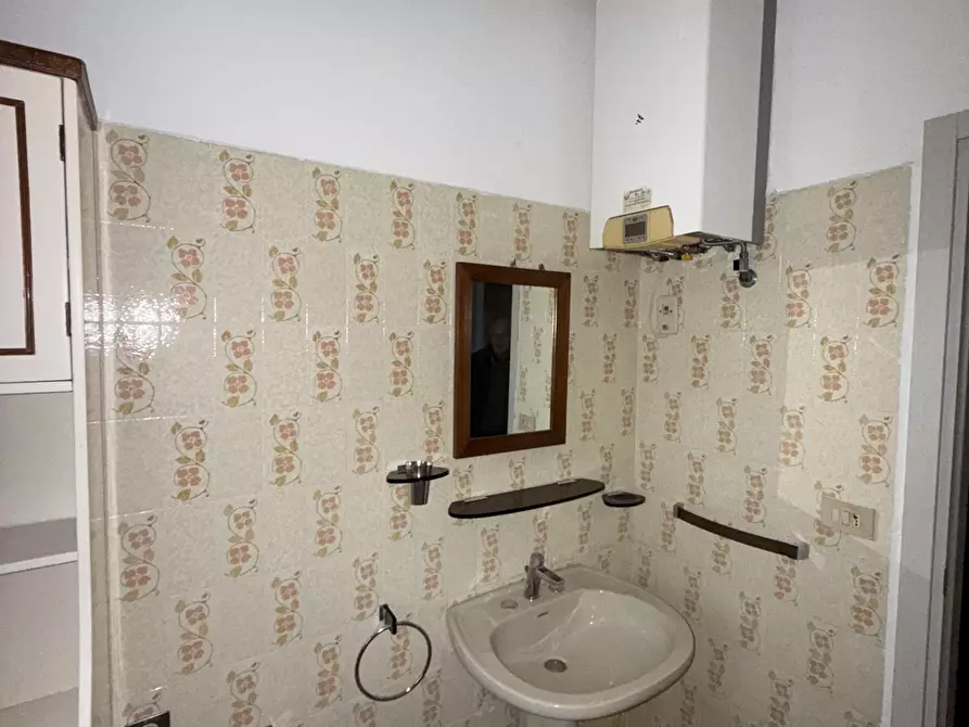 Immagine 14 di Quadrilocale in vendita  in Via Monte San Michele 11 a Rimini