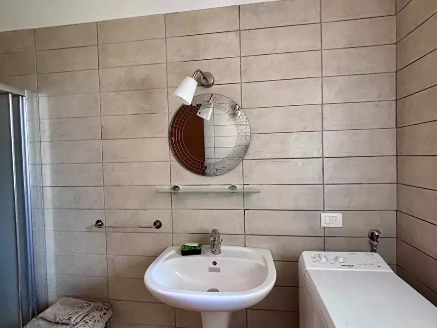 Immagine 14 di Monolocale in vendita  in Via Castore 72 a Rimini