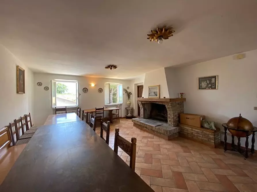 Immagine 9 di Rustico / casale in vendita  in Via Sant'Andrea in Villis a Fano