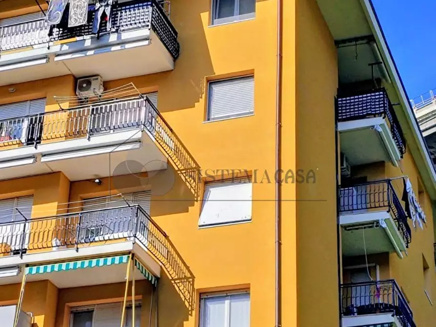 Immagine 20 di Quadrilocale in vendita  in Piazzale Europa 37 a Recco