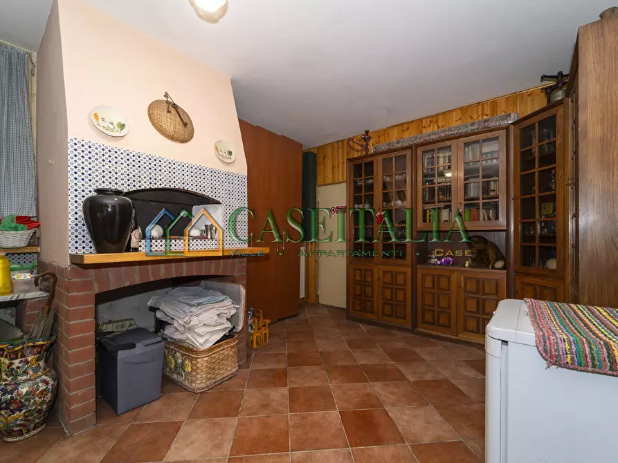 Immagine 34 di Villa in vendita  in Piazza Stazione 2 a Rosta