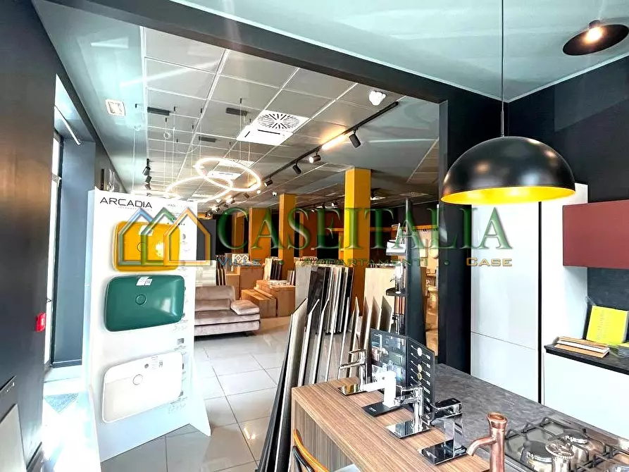 Immagine 10 di Locale commerciale in affitto  in Corso Roma 25 a Moncalieri