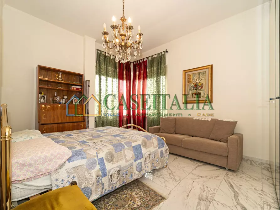 Immagine 16 di Pentalocale in vendita  in Via Ulzio 9 a Rivoli