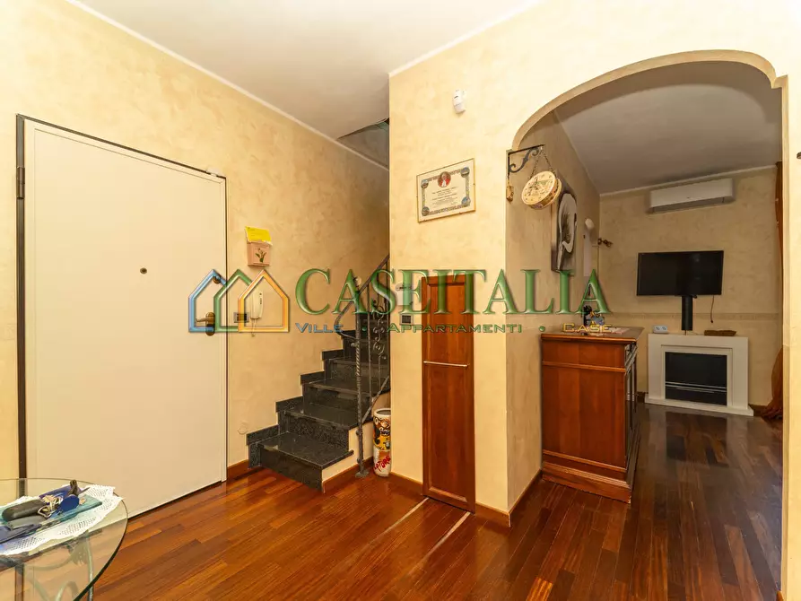 Immagine 8 di Bilocale in vendita  in Via Stazione 55 a Rosta