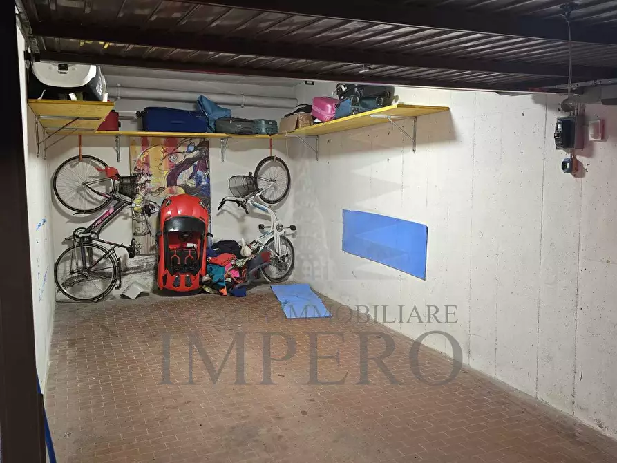 Immagine 3 di Garage in vendita  in Via San Secondo 15 a Ventimiglia