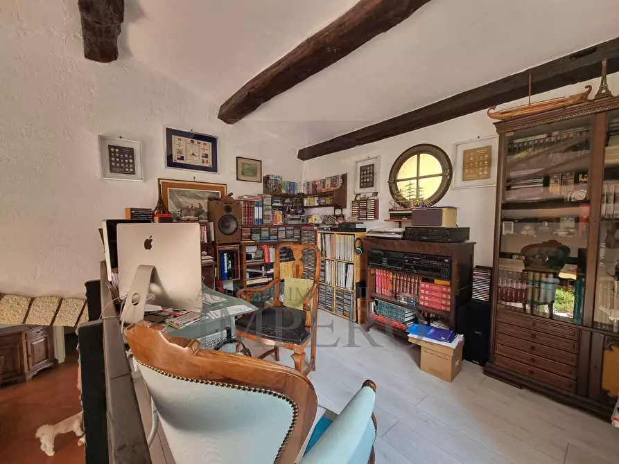 Immagine 22 di Villa in vendita  in Via Gallardi 63 a Ventimiglia