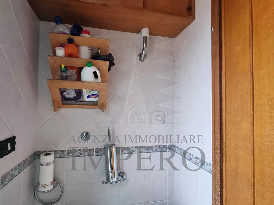 Immagine 18 di Bilocale in vendita  in Piazza Giuseppe Garibaldi 1 a Camporosso