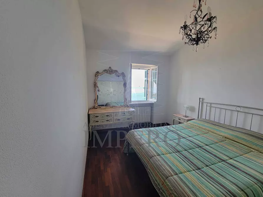 Immagine 26 di Villa in vendita  in Via alle Ville 12 a Ventimiglia