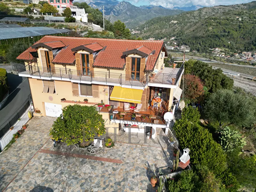 Immagine 34 di Casa indipendente in vendita  in Via Tamagna 25 a Ventimiglia