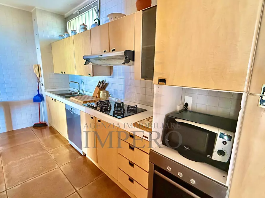 Immagine 48 di Pentalocale in vendita  in Lungomare Varaldo 67 a Ventimiglia