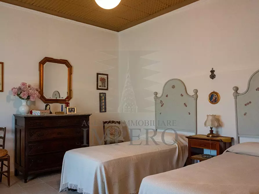 Immagine 34 di Quadrilocale in vendita  in Via San Eugenio 7 a Diano Castello