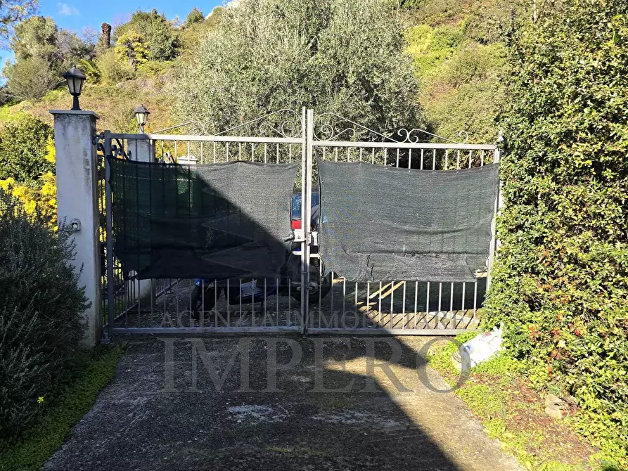 Immagine 21 di Villa in vendita  in frazione carletti snc a Ventimiglia