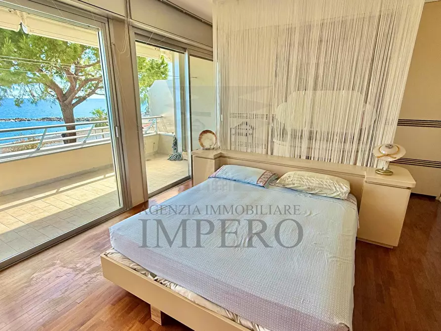 Immagine 43 di Pentalocale in vendita  in Lungomare Varaldo 67 a Ventimiglia