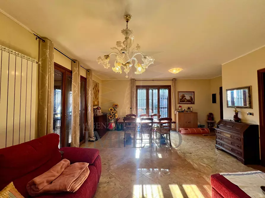 Immagine 17 di Villa in vendita  in Corso della Repubblica a Camporosso