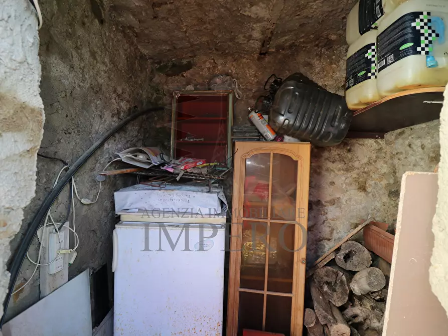 Immagine 39 di Porzione di casa in vendita  in Via San Anfosso Ten. 18 a Ventimiglia
